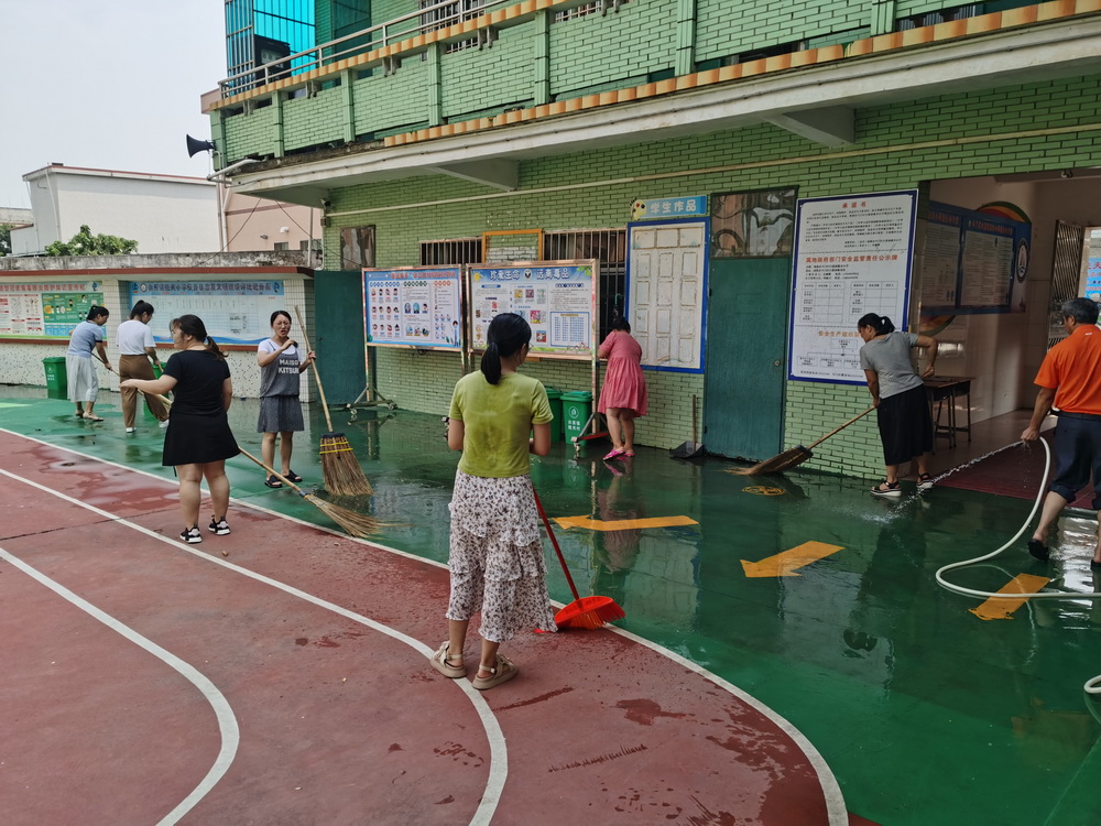 校園大清潔（jié）_調整大小.jpg